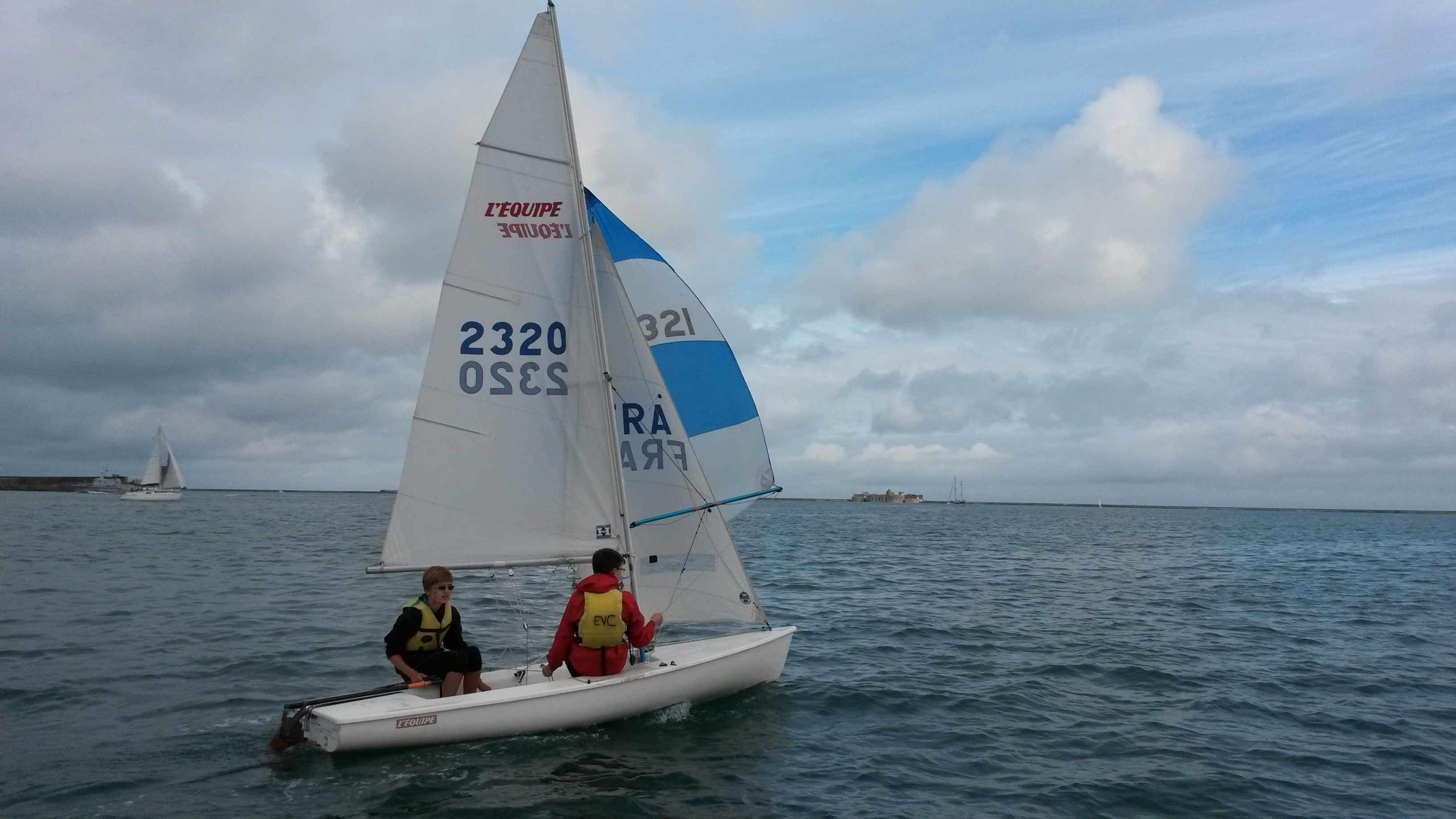 2014-08-27 10.31.12 – École de Voile de Cherbourg